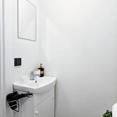 Airport & Station Apartament Wilno