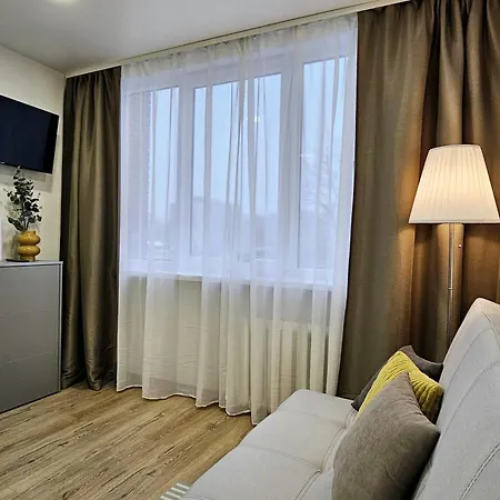 Airport & Station Apartment *
