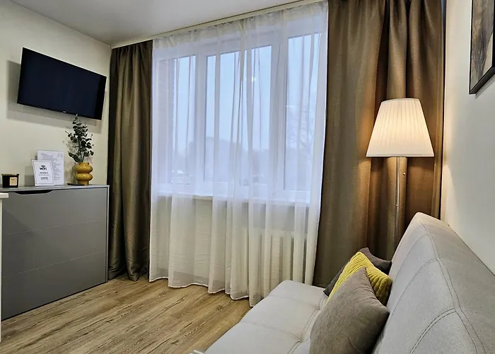 Airport & Station Butas *