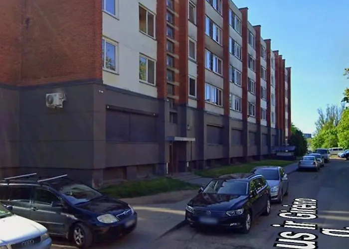 アパート Airport & Station